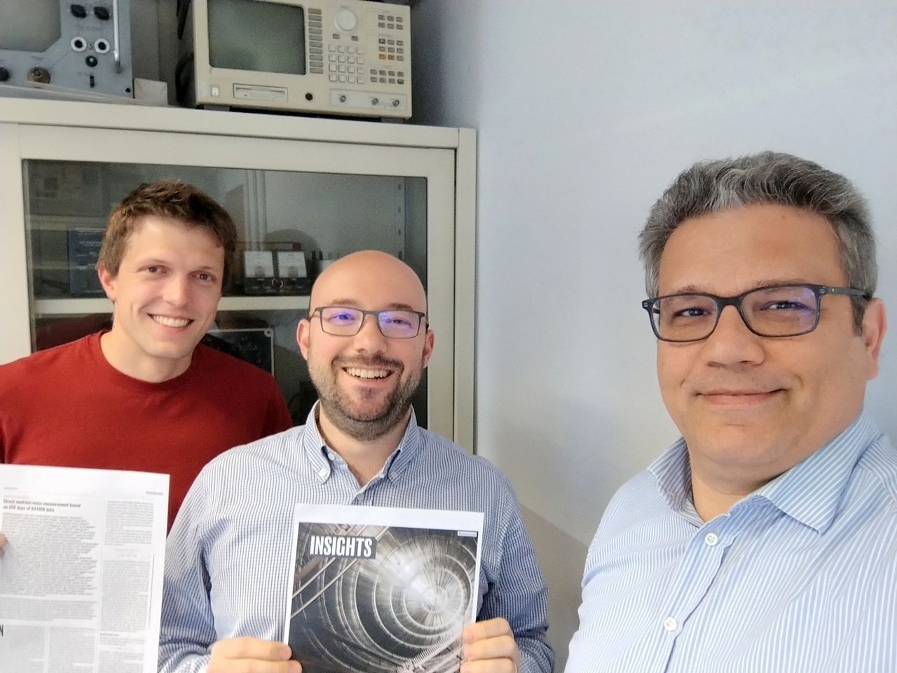 Il team del DEIB con la pubblicazione su Science: da sinistra, Korbinian Urban, Marco Carminati e Carlo Fiorini